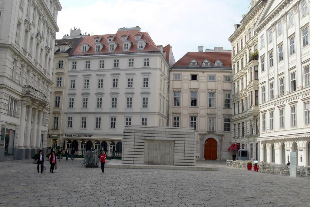 Ofenloch Apartments Wina Bagian luar foto