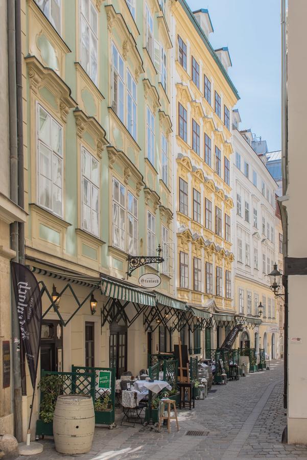 Ofenloch Apartments Wina Bagian luar foto